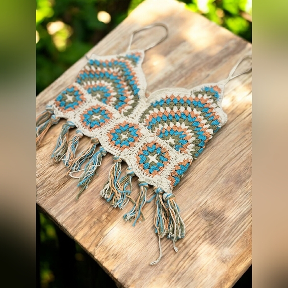 BOG Collective Crochet Handmade Fringe Top LIKE NEW - Picture 2 of 5